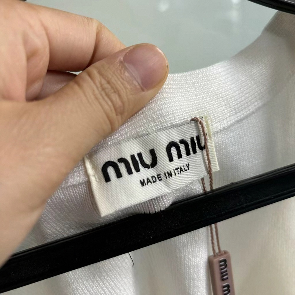 Miu Miu White Cropped Logo Tank Top - Picture 4 of 4